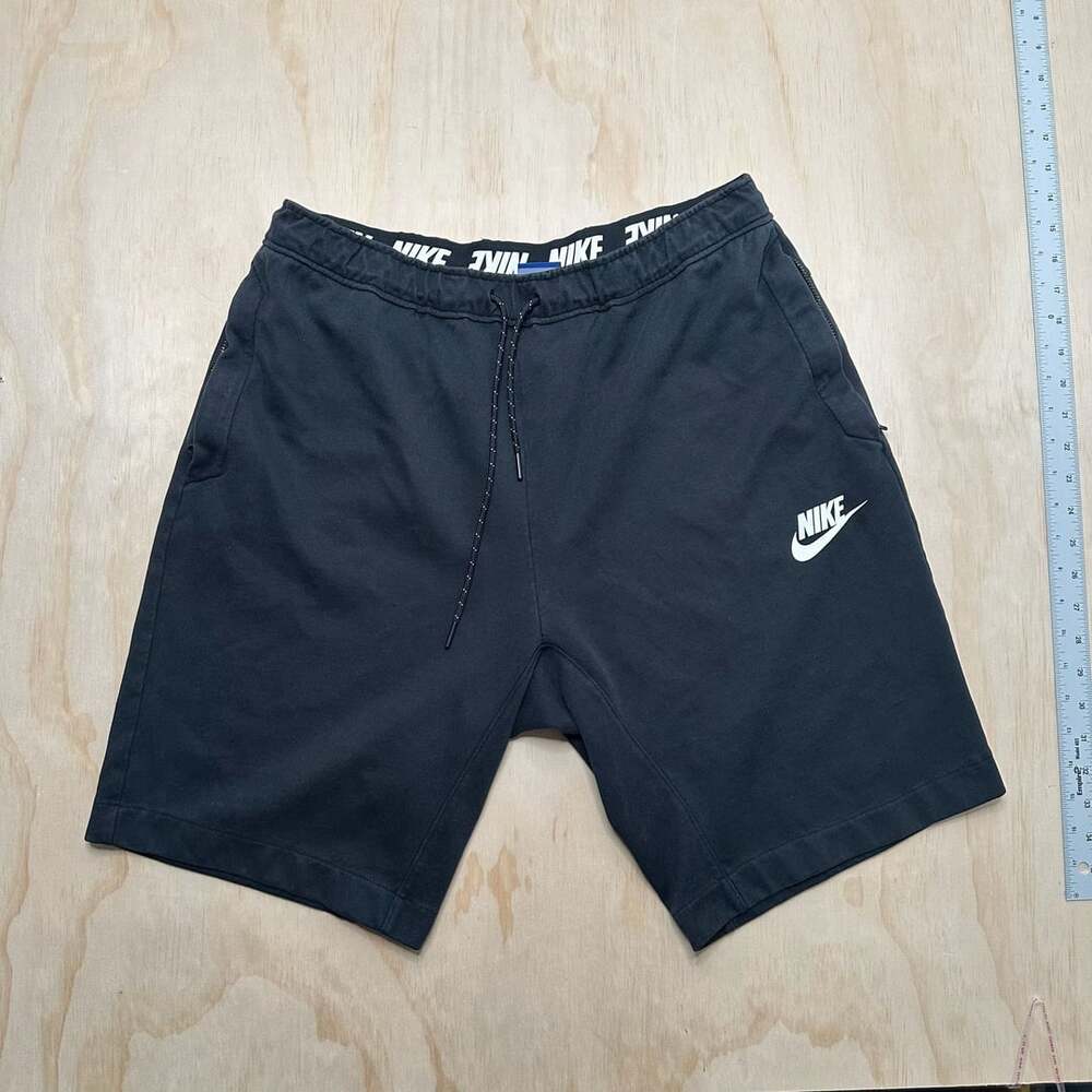 Nike Men's Black AV15 Fleece Shorts Large with Zipper Pockets and Branded